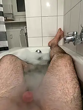 Snapshot of Loco42- chatting on November 21, 2025, 1:26 am Loco42- online show from November 21, 2025, 1:26 am