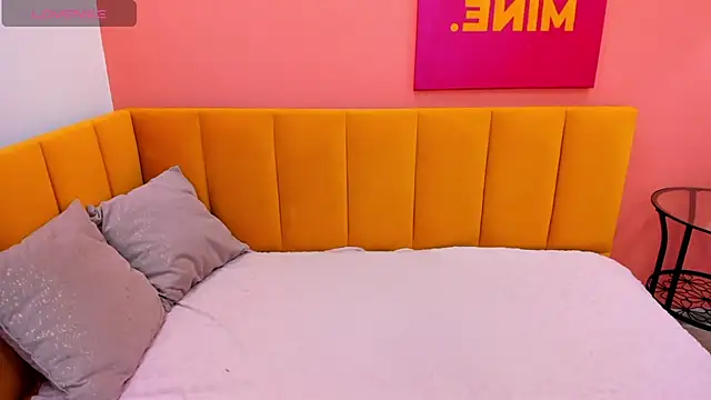 marie reyes  online show from February 2, 2026, 1:59 am