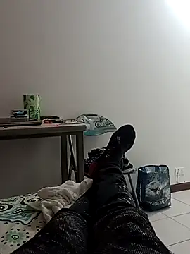 Sanmede28 online show from December 17, 2025, 8:09 am