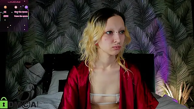 Snapshot of Lexy-Woorhez chatting on December 22, 2025, 11:29 am Lexy-Woorhez online show from December 22, 2025, 11:29 am