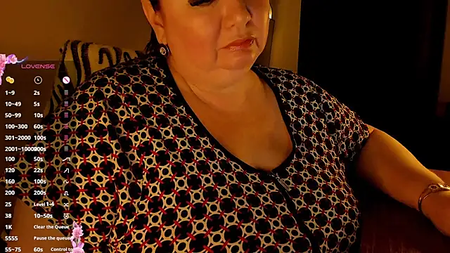 Snapshot of SexxyDreams1 chatting on January 29, 2025, 2:10 pm SexxyDreams1 online show from January 29, 2025, 2:10 pm