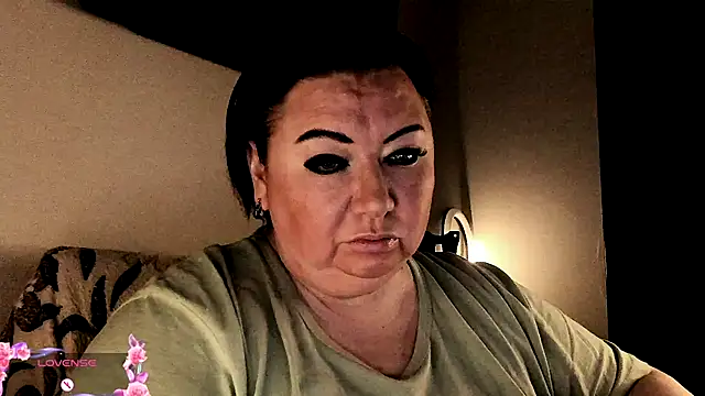 Snapshot of SexxyDreams1 chatting on October 6, 2025, 6:11 am SexxyDreams1 online show from October 6, 2025, 6:11 am