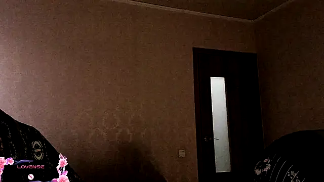 Snapshot of SexxyDreams1 chatting on December 5, 2025, 3:48 am SexxyDreams1 online show from December 5, 2025, 3:48 am