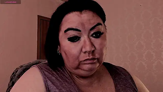 SexxyDreams1 online show from February 3, 2026, 6:22 am