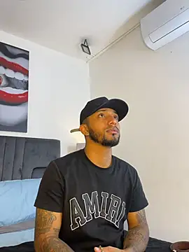 Snapshot of Robin_Rief chatting on February 17, 2026, 3:25 am Robin Rief online show from February 17, 2026, 3:25 am