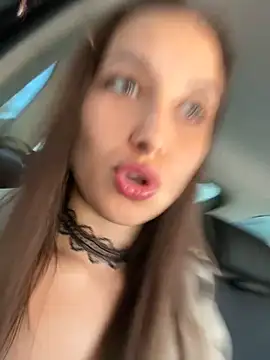 Snapshot of VelvetVixenI chatting on September 16, 2025, 9:32 am VelvetVixenI online show from September 16, 2025, 9:32 am