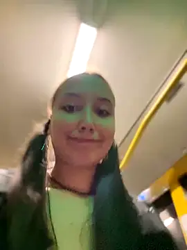 Snapshot of VelvetVixenI chatting on November 14, 2025, 3:11 pm VelvetVixenI online show from November 14, 2025, 3:11 pm