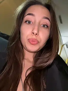 Snapshot of VelvetVixenI chatting on November 26, 2025, 7:59 pm VelvetVixenI online show from November 26, 2025, 7:59 pm