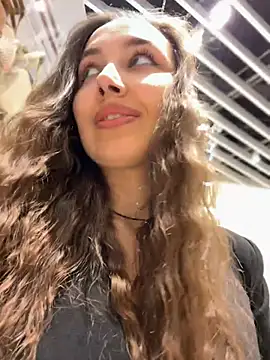 VelvetVixenI online show from April 14, 2026, 4:46 pm