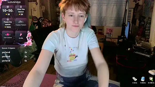 Snapshot of _hellostormy_ chatting on February 10, 2025, 8:42 am hellostormy online show from February 10, 2025, 8:42 am