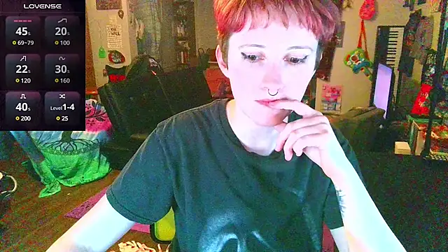 Snapshot of _hellostormy_ chatting on March 19, 2025, 12:48 am hellostormy online show from March 19, 2025, 12:48 am