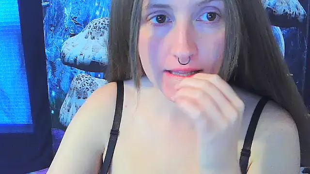  hellostormy  online show from April 3, 2026, 2:37 pm