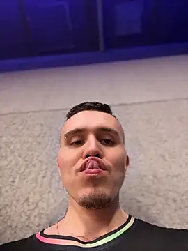 adam-rivera online show from April 25, 2026, 7:11 pm