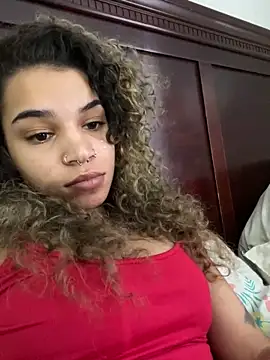 Snapshot of 1prettygem chatting on December 18, 2024, 5:42 pm 1prettygem online show from December 18, 2024, 5:42 pm