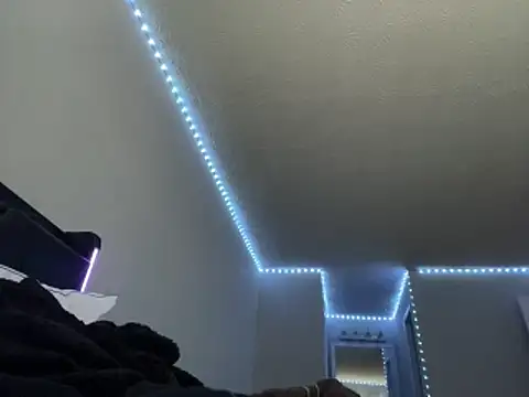 Snapshot of 1prettygem chatting on December 16, 2025, 6:24 pm 1prettygem online show from December 16, 2025, 6:24 pm