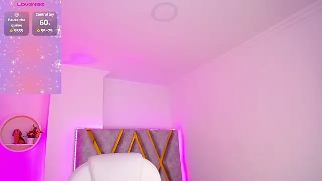 Aurora Brownn online show from February 1, 2025, 4:14 am