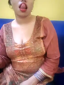 Snapshot of Haniya-143 chatting on September 20, 2025, 9:10 am Haniya-143 online show from September 20, 2025, 9:10 am