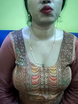 Snapshot of Haniya-143 chatting on September 27, 2025, 4:45 pm Haniya-143 online show from September 27, 2025, 4:45 pm