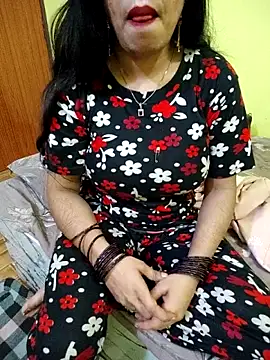 Snapshot of Haniya-143 chatting on November 16, 2025, 7:08 pm Haniya-143 online show from November 16, 2025, 7:08 pm