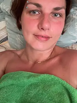 Snapshot of Magic__smile chatting on July 5, 2026, 3:08 pm Magic smile online show from July 5, 2026, 3:08 pm