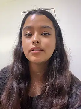 Ariana Pierce online show from May 9, 2026, 6:35 pm