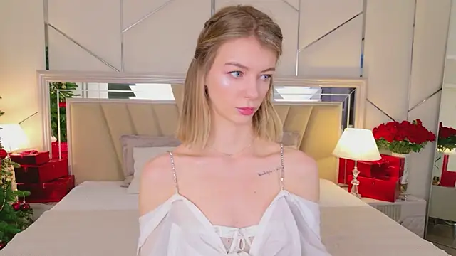 MeganMour online show from January 13, 2026, 5:07 pm