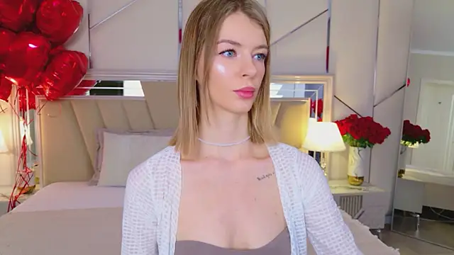 MeganMour online show from February 11, 2026, 5:07 pm