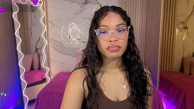 Snapshot of penelope_tay1 chatting on April 10, 2026, 3:12 am penelope tay1 online show from April 10, 2026, 3:12 am