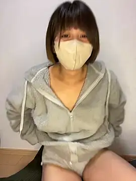 Snapshot of -anzu-o chatting on December 31, 2024, 1:19 pm -anzu-o online show from December 31, 2024, 1:19 pm