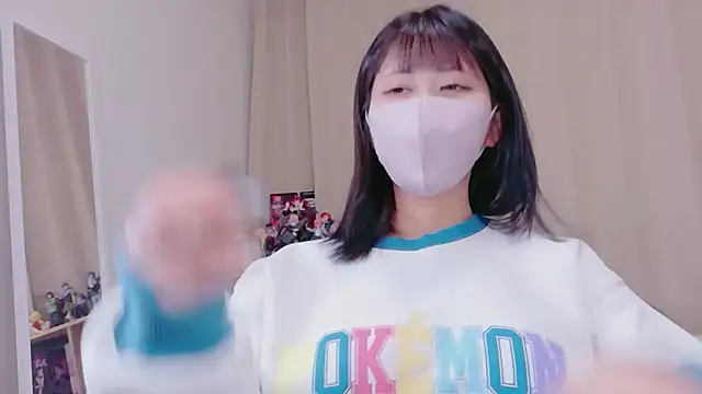 Snapshot of -anzu-o chatting on October 24, 2025, 9:17 am -anzu-o online show from October 24, 2025, 9:17 am