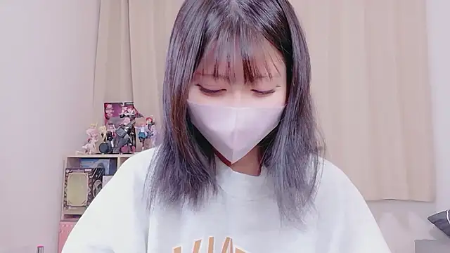 Snapshot of -anzu-o chatting on October 31, 2025, 9:27 pm -anzu-o online show from October 31, 2025, 9:27 pm