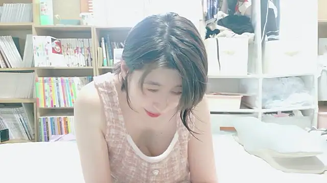 morikawa sayaka online show from April 3, 2026, 2:20 am