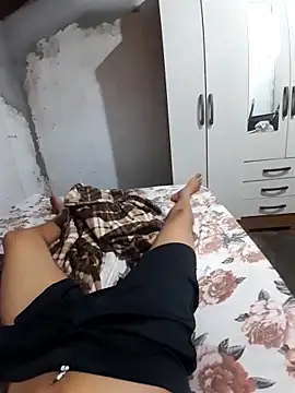 Snapshot of Danieloliveirr chatting on February 1, 2026, 12:09 am Danieloliveirr online show from February 1, 2026, 12:09 am