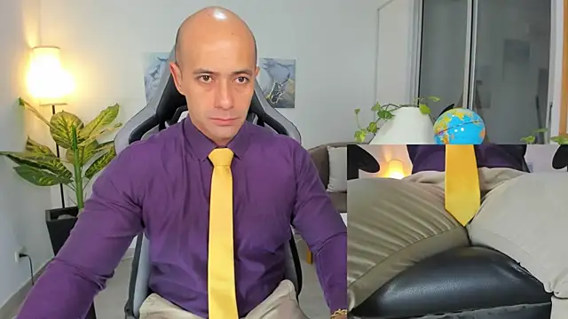 Snapshot of ryan_master_ chatting on December 24, 2024, 10:11 am ryan master online show from December 24, 2024, 10:11 am