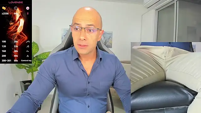 Snapshot of ryan_master_ chatting on January 5, 2025, 9:05 am ryan master online show from January 5, 2025, 9:05 am