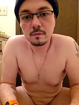 Snapshot of cmichaelxxx chatting on January 16, 2025, 5:00 am cmichaelxxx online show from January 16, 2025, 5:00 am