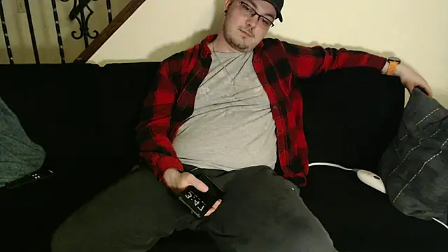 Snapshot of cmichaelxxx chatting on March 20, 2025, 10:10 am cmichaelxxx online show from March 20, 2025, 10:10 am