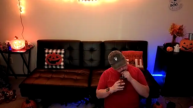 Snapshot of cmichaelxxx chatting on October 26, 2025, 5:13 am cmichaelxxx online show from October 26, 2025, 5:13 am