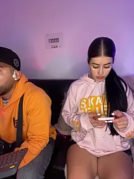 Sweet and caramel online show from February 2, 2025, 2:24 pm