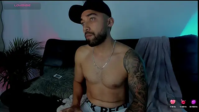 Sweet and caramel online show from March 6, 2025, 11:09 pm