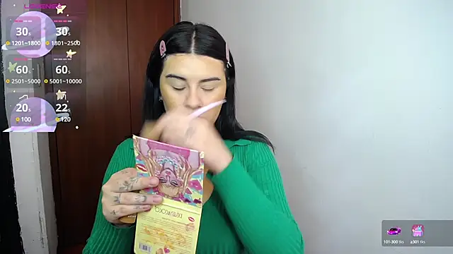 SaraBraun  online show from January 9, 2025, 1:02 pm