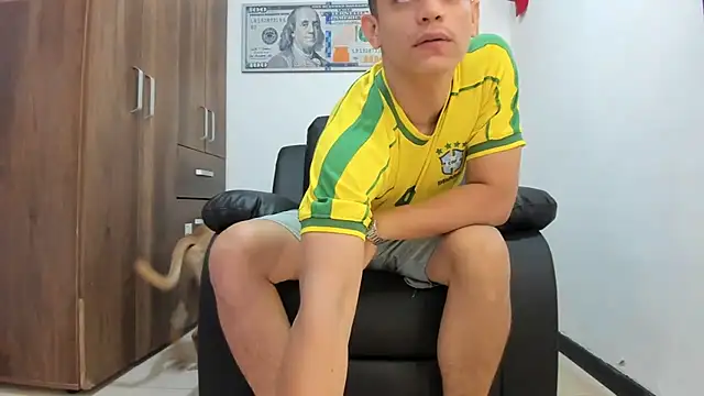 Snapshot of boss_of_cash chatting on September 13, 2025, 2:17 pm boss of cash online show from September 13, 2025, 2:17 pm