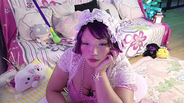 Snapshot of lady_noize chatting on July 2, 2026, 3:45 am lady noize online show from July 2, 2026, 3:45 am