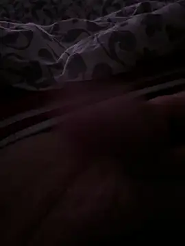 ouiiii27 online show from March 22, 2025, 10:48 pm