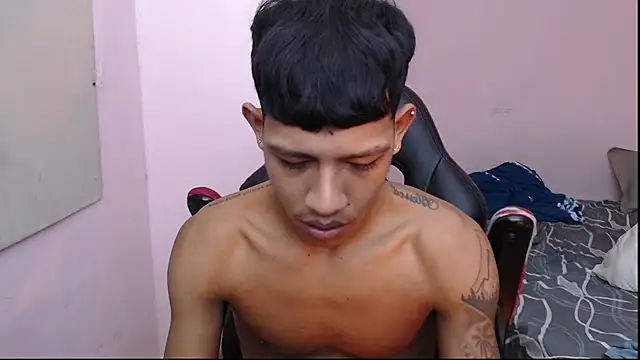 mr stiven  online show from January 6, 2025, 1:42 am