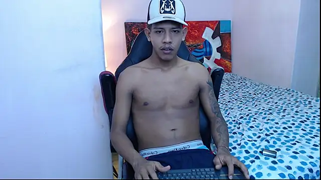 mr stiven  online show from January 18, 2025, 7:38 am