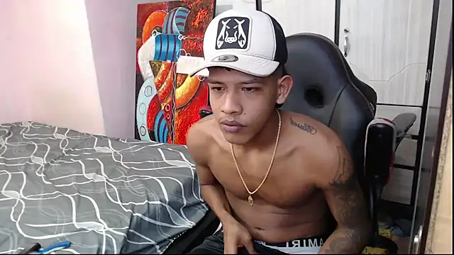 mr stiven  online show from February 7, 2025, 8:44 am