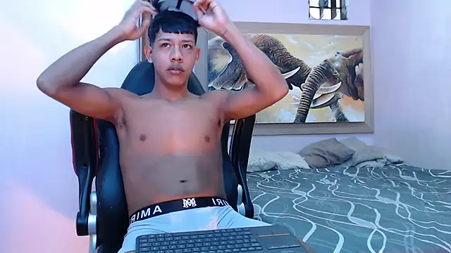 mr stiven  online show from March 3, 2025, 2:58 am