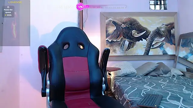 mr stiven  online show from March 14, 2025, 9:03 am