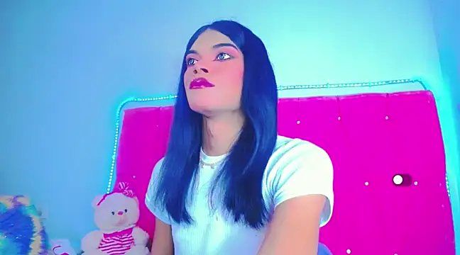 Snapshot of Theylor_Rouse chatting on February 1, 2025, 8:08 am Theylor Rouse online show from February 1, 2025, 8:08 am